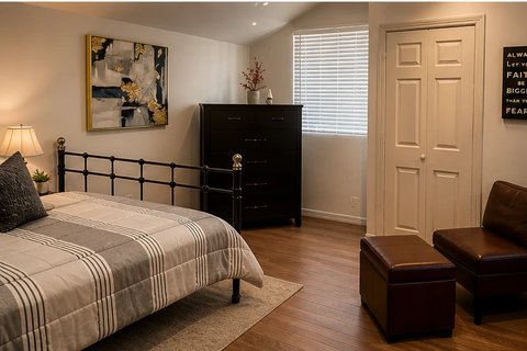 Private bedroom with ensuite bathroom at Elijah's House drug & alcohol rehab in Pasadena, CA